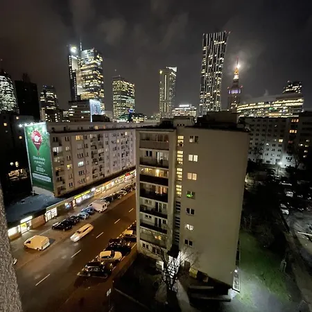 Apartment 4 Metro Wifi 70'tv Netflix Appletv