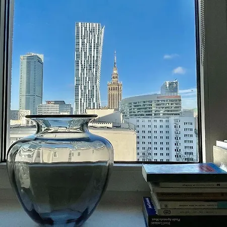 4 Metro Wifi 70'tv Netflix Appletv Варшава